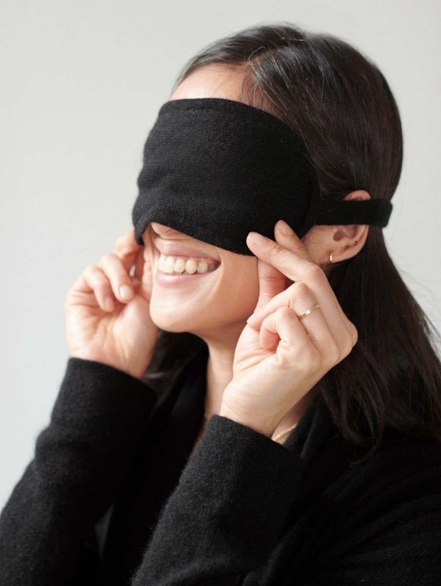 Apparel * | White + Warren Cashmere Eye Mask Black