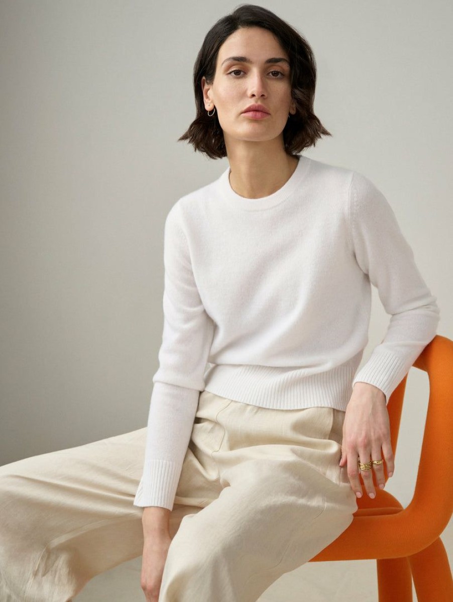 Apparel * | White + Warren Essential Cashmere Shrunken Crewneck Best-Sellers Soft White